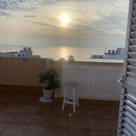 Miralmar, 13-86, Atico Апартаменты